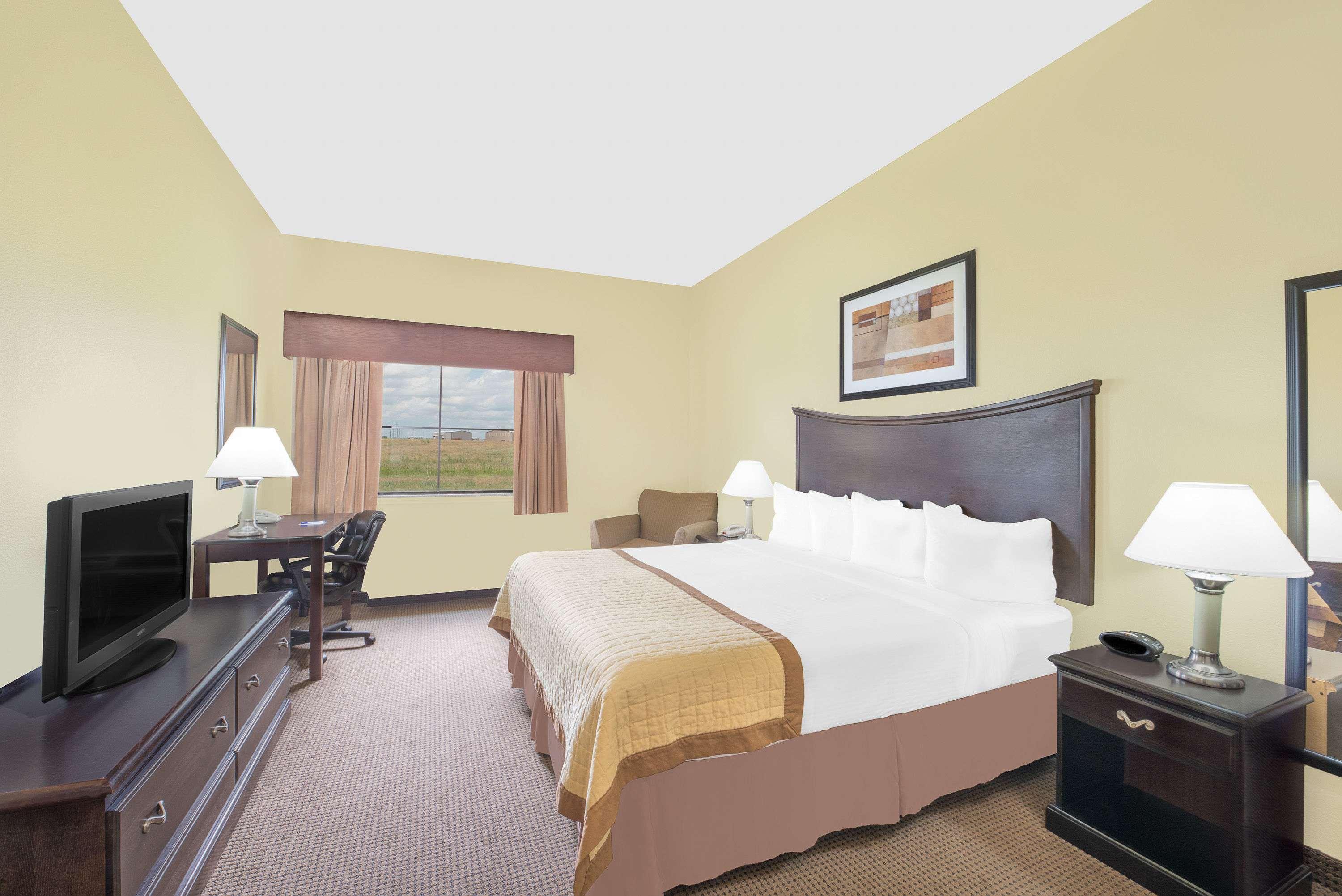 Hotel Baymont By Wyndham Snyder Exteriér fotografie